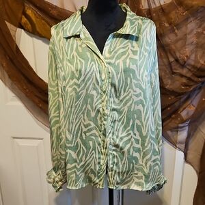 Vince Camuto Green and White Zebra Print Button Down Shirt